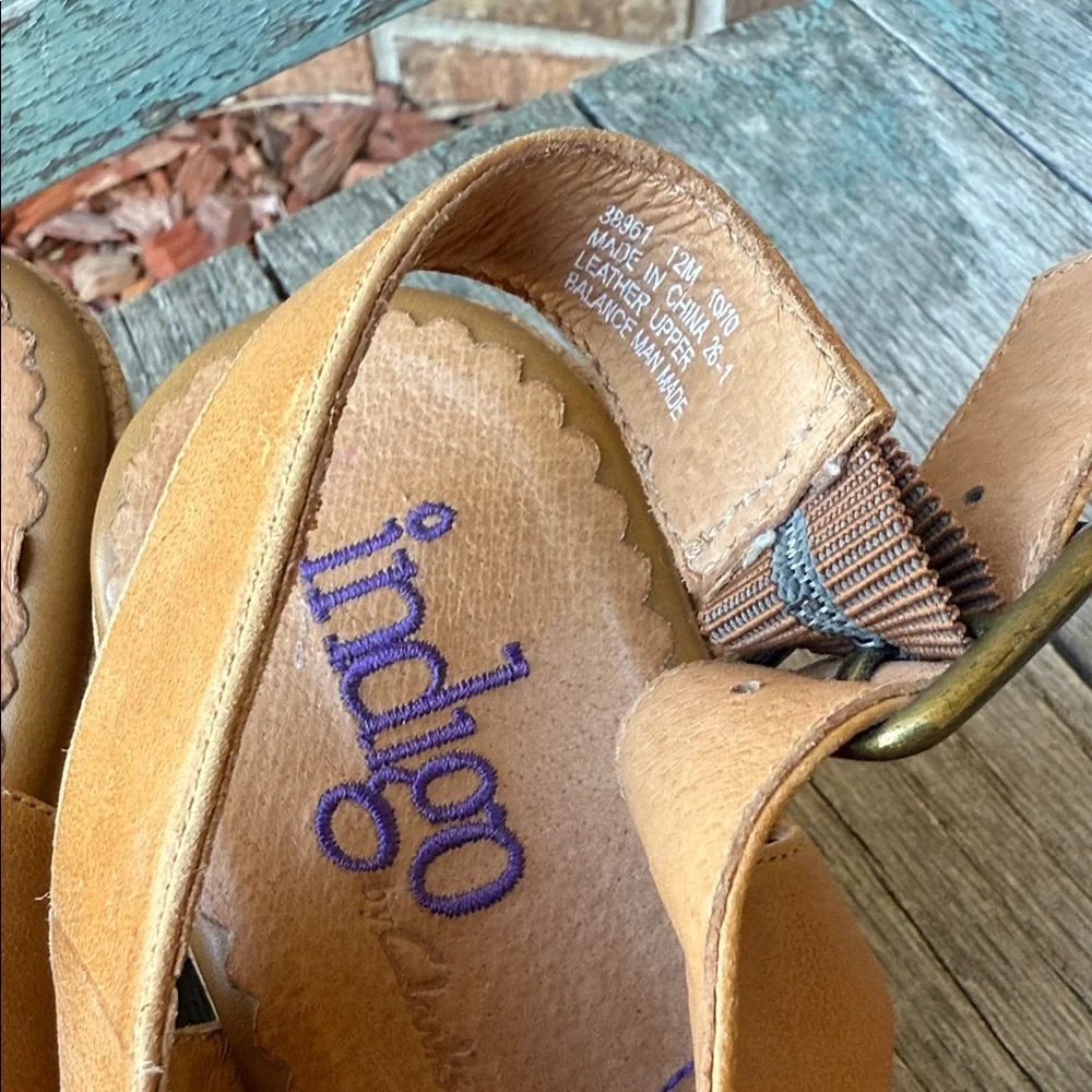 Indigo by Clark’s Women's 12M Tan Adjustable Strappy Cork Wedge Sandals
